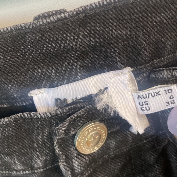 (A53) NEW Princess Polly ATTICA KNEE RIP DENIM JEANS BLACK, Size 6, NWOT - Picture 8 of 14